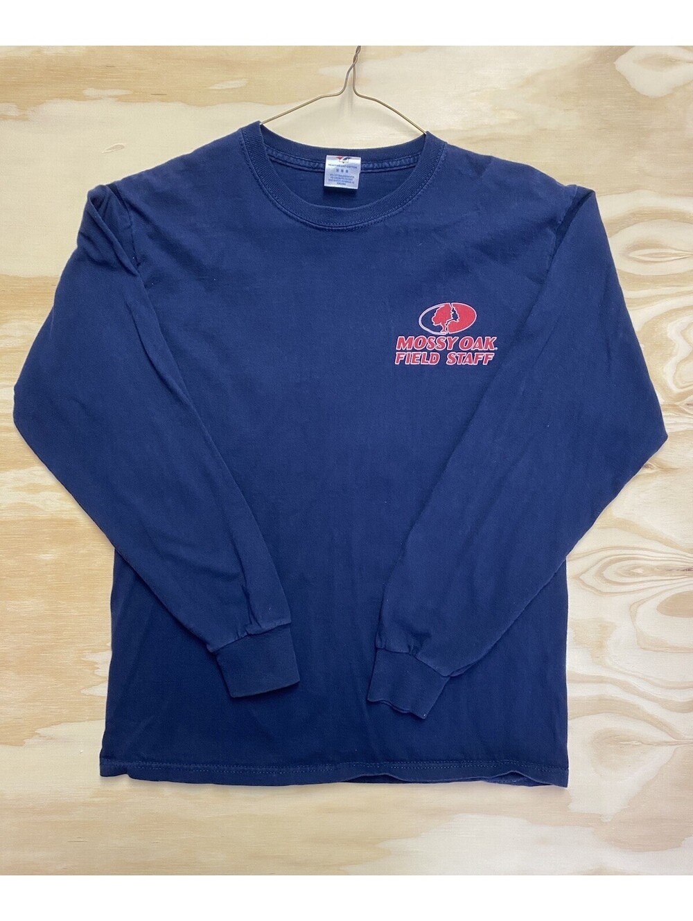 Jerzees Men’s Medium Mossy Oak Field Staff, Dark Blue, Red Crewneck Long Sleeve